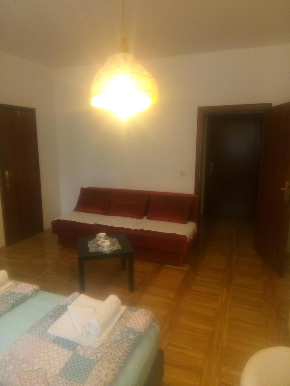 Ivana Center Novi Sad Exteriör bild