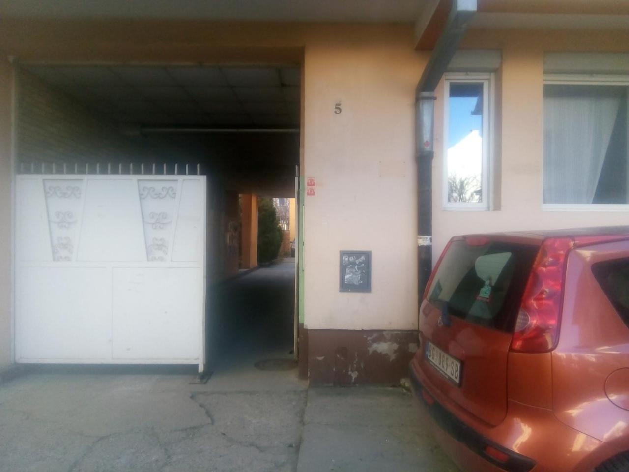 Ivana Center Novi Sad Exteriör bild